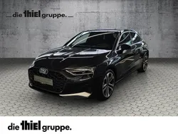 Grau Gebraucht 2024 Audi A3 Sportback Advanced Limousine | 34.900 € (Fairer Preis)