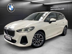 Weiß Gebraucht 2024 BMW 218 Active Tourer Luxury Line Van / Kleinbus | 27.180 € (Fairer Preis)