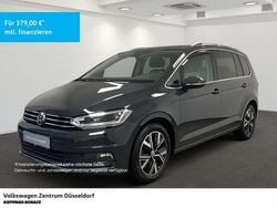 Grau Gebraucht 2020 VW Touran Highline Van / Kleinbus | 21.990 € (Guter Preis)
