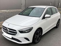 Weiß Gebraucht 2019 Mercedes B200 AMG Van / Kleinbus | 25.999 € (Fairer Preis)