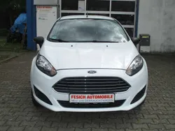 Frostweiß Gebraucht 2015 Ford Fiesta Ambiente Kleinwagen | 4.500 € (Guter Preis)