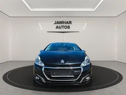 Schwarz Gebraucht 2017 Peugeot 208 Style Kleinwagen | 5.490 € (Guter Preis)