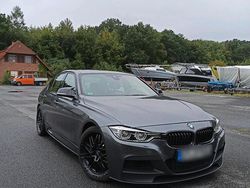 Grau Gebraucht 2015 BMW 335 M Performance Limousine | 28.000 € (Etwas zu teuer)