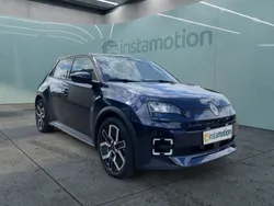 Blau Gebraucht 2024 Renault R5 Komfort Kleinwagen | 31.055 € (Fairer Preis)