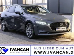 Grau Neu 2024 Mazda 3 Takumi-Line Limousine | 31.750 € (Etwas zu teuer)