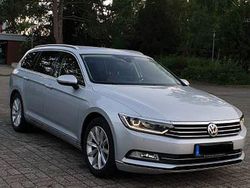 Silber Gebraucht 2016 VW Passat Highline Kombi | 13.800 € (Teuer)
