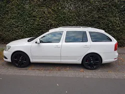 Weiß Gebraucht 2012 Skoda Octavia RS Kombi | 9.250 € (Superpreis)