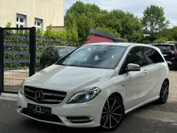 Weiß Gebraucht 2012 Mercedes B200 Edition 1 Van / Kleinbus | 9.450 € (Etwas zu teuer)