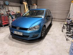 Blau Gebraucht 2013 VW Golf VII Kleinwagen | 7.400 € (Etwas zu teuer)