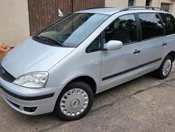 Silber Gebraucht 2002 Ford Galaxy Van / Kleinbus | 2.999 € (Fairer Preis)