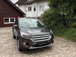 Grau Gebraucht 2017 Ford Kuga Cool & Connect SUV | 11.000 € (Guter Preis)