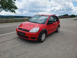 Rot Gebraucht 2005 Ford Fiesta Trend Kleinwagen | 1.990 € (Fairer Preis)