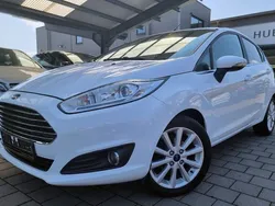 Weiß Gebraucht 2016 Ford Fiesta Titanium Kleinwagen | 6.900 € (Guter Preis)