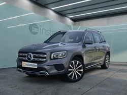 Mercedes GLB180