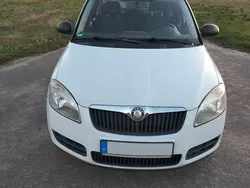 Weiß Gebraucht 2008 Skoda Roomster Abholung | 2.780 € (Fairer Preis)