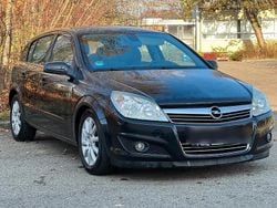 Schwarz Gebraucht 2007 Opel Astra Kleinwagen | 800 € (Superpreis)