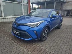 Nebula blue me Gebraucht 2022 Toyota C-HR Team SUV | 27.300 € (Fairer Preis)
