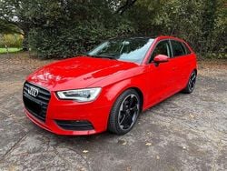Rot Gebraucht 2014 Audi A3 Sportback Ambition Kombi | 11.500 € (Superpreis)