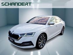 Candyweiss Gebraucht 2021 Skoda Octavia Style Limousine | 21.950 € (Fairer Preis)