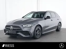 Grau Gebraucht 2024 Mercedes C220 AMG Kombi | 43.740 € (Fairer Preis)