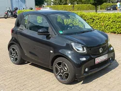 Nachtschwarz Gebraucht 2016 Smart ForTwo Coupé Basis Coupé | 8.500 € (Fairer Preis)
