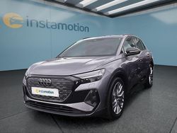 Grau Gebraucht 2025 Audi Q4 e-tron SUV | 58.299 € (Teuer)