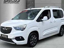 Weiß Gebraucht 2019 Opel Combo Innovation Van / Kleinbus | 21.950 € (Teuer)