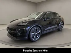 Schwarz Neu 2025 Porsche Macan 4 Electric SUV | 96.534 € (Fairer Preis)