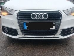 Weiß Gebraucht 2014 Audi A1 Sportback Attraction Kleinwagen | 8.900 € (Superpreis)