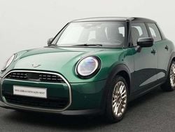 Grün Gebraucht 2024 Mini Cooper Favoured Kleinwagen | 27.683 € (Fairer Preis)