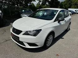 Weiß Gebraucht 2015 Seat Ibiza Reference Limousine | 6.999 € (Fairer Preis)