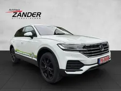 Pure white (weiß) Gebraucht 2025 VW Touareg SUV | 59.900 € (Guter Preis)