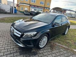 Schwarz Gebraucht 2014 Mercedes 220 Limousine | 14.950 € (Fairer Preis)