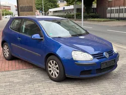 Blau Gebraucht 2004 VW Golf V Comfortline Limousine | 750 € (Superpreis)