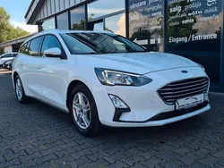 Weiß Gebraucht 2021 Ford Focus Cool & Connect Kombi | 14.990 € (Superpreis)