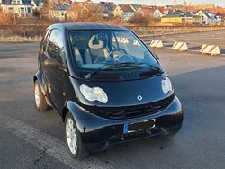 Schwarz Gebraucht 2003 Smart ForTwo Coupé Pure Coupé | 1.900 €