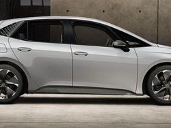 Grau Neu 2025 Cupra Born Kleinwagen | 47.350 €