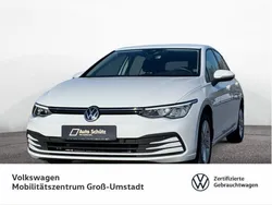 Weiß Gebraucht 2021 VW Golf VIII Life Limousine | 18.880 € (Fairer Preis)
