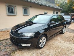 Cerna magic/black magic Gebraucht 2015 Skoda Rapid Elegance Kombi | 6.800 € (Fairer Preis)