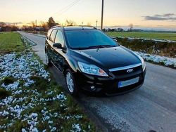 Schwarz Gebraucht 2009 Ford Focus Kombi | 3.450 € (Fairer Preis)