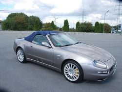 Grau Gebraucht 2002 Maserati Spyder Cabrio | 42.490 €