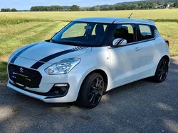 Weiß Gebraucht 2018 Suzuki Swift Club Limousine | 12.999 € (Etwas zu teuer)