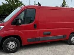 Rot Gebraucht 2017 Fiat Ducato Van | 19.999 € (Etwas zu teuer)