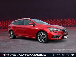 Rot Gebraucht 2018 Renault Mégane IV Bose Edition Limousine | 15.570 € (Etwas zu teuer)