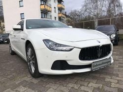 Weiß Gebraucht 2017 Maserati Ghibli Coupé | 32.000 € (Teuer)