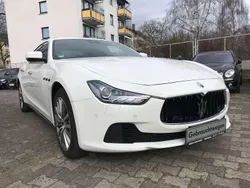 Weiß Gebraucht 2017 Maserati Ghibli Coupé | 33.400 € (Teuer)