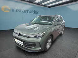 Grün Gebraucht 2024 VW Tiguan SUV | 34.249 € (Guter Preis)