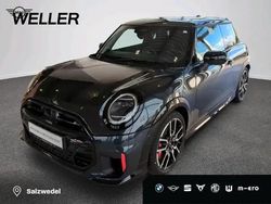 Legend grey (grau) Gebraucht 2024 Mini John Cooper Works Kleinwagen | 37.084 € (Fairer Preis)