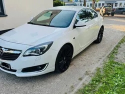 Weiß Gebraucht 2017 Opel Insignia Edition Limousine | 13.999 € (Guter Preis)
