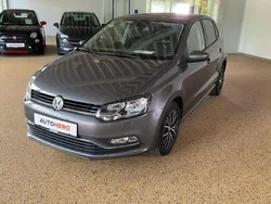Grau Gebraucht 2016 VW Polo Allstar Limousine | 10.750 € (Etwas zu teuer)